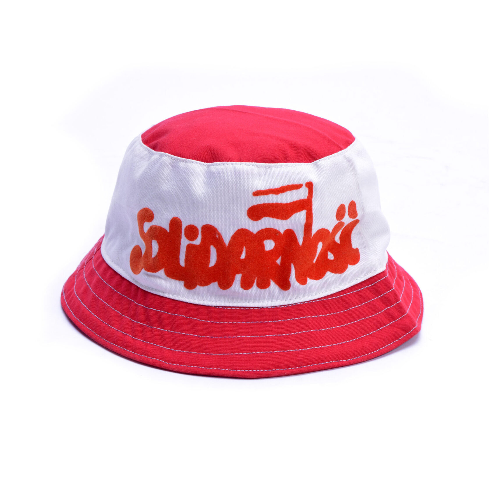 Czapka z napisem „Solidarność”, autor nieznany, lata 80. XX w. / zbiory ECS