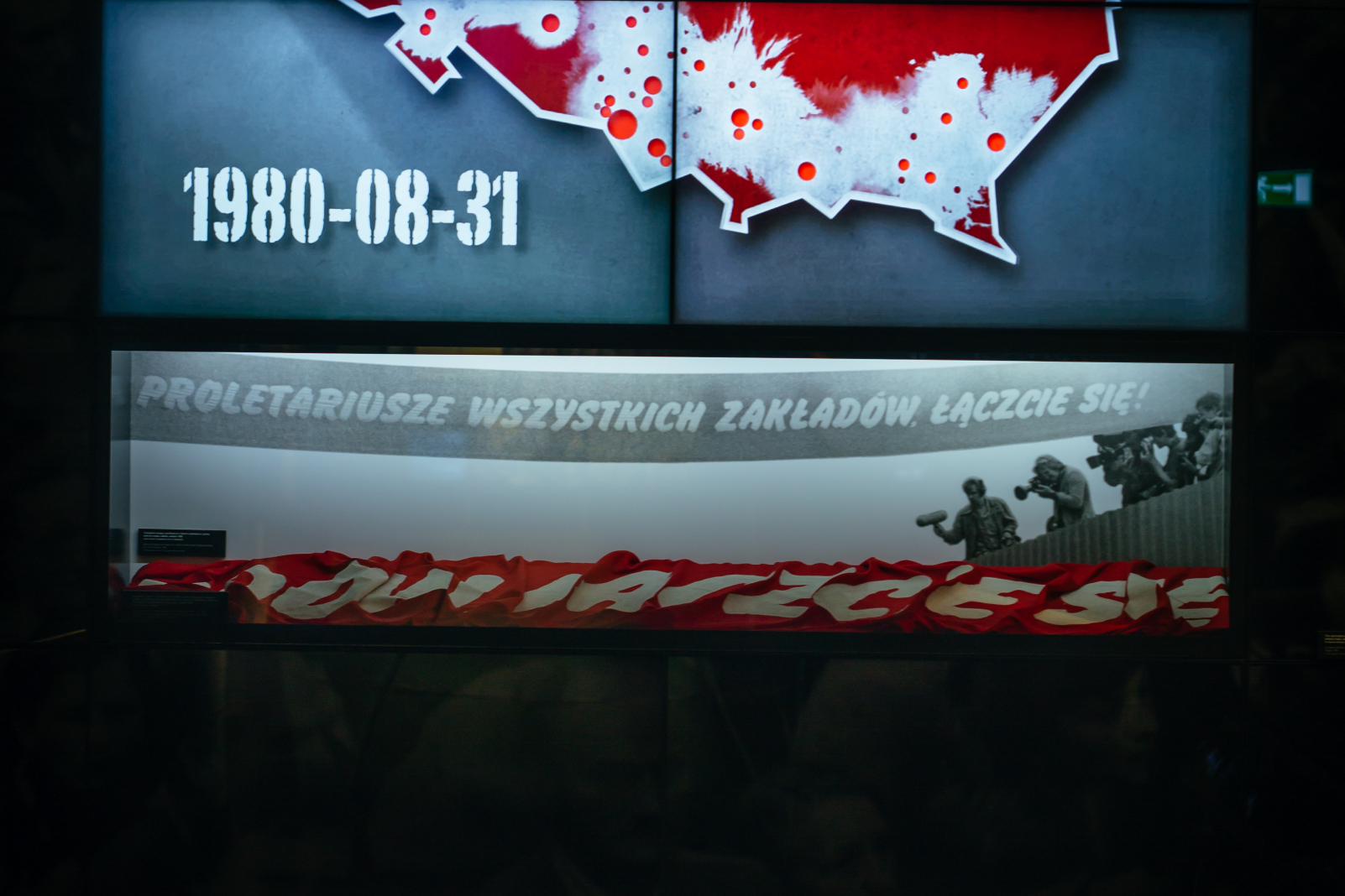 Transparent eksponowany na wystawie stałej ECS